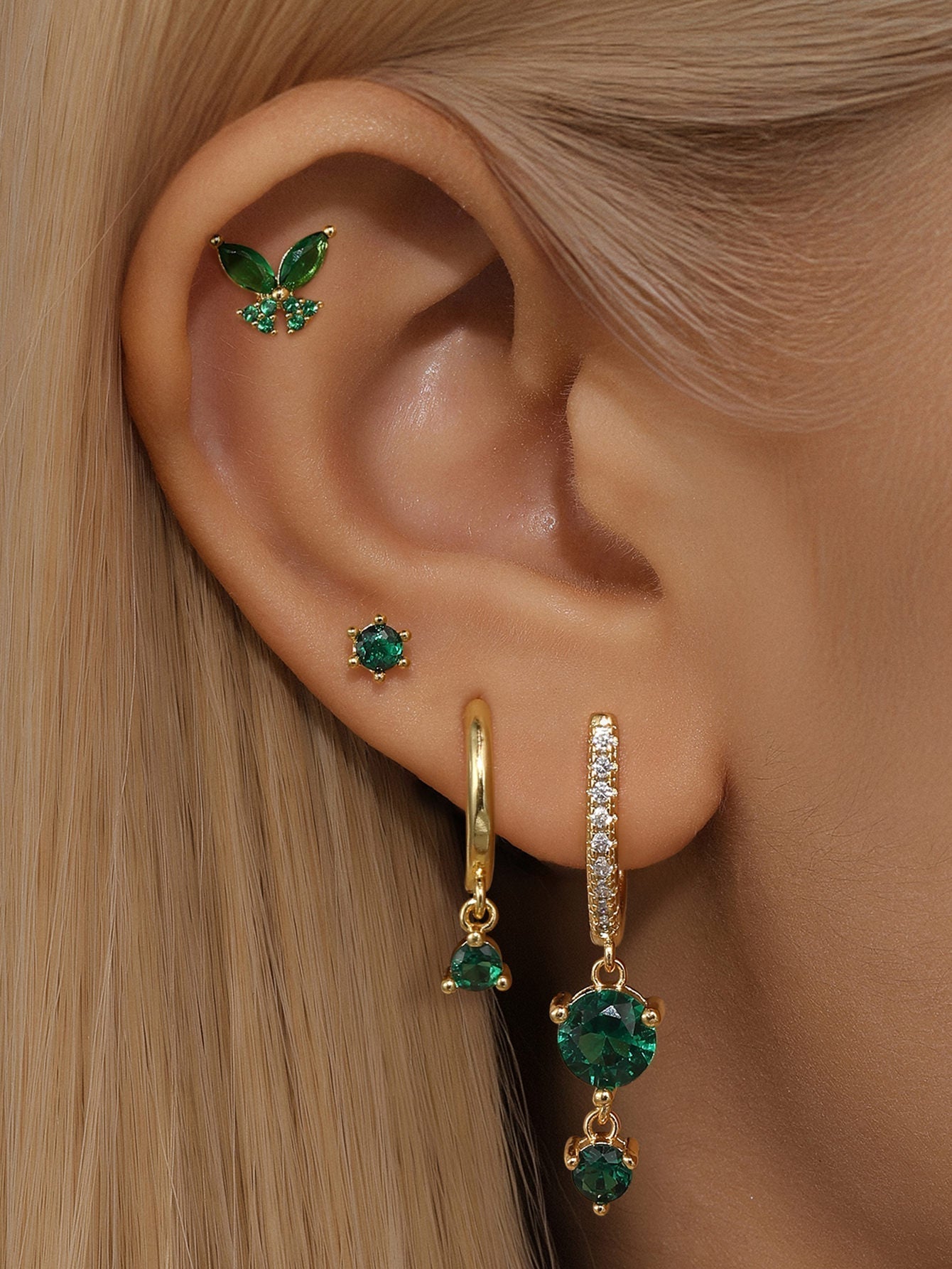 Anja – Guldörhängen med tunn omkrets